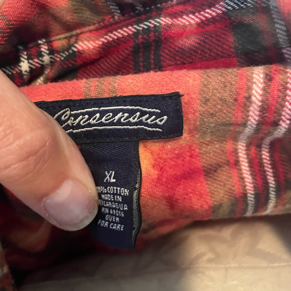 Consensus Unique Flannel - image 3